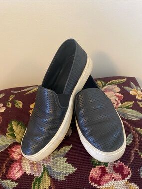 Vince Blair 5 Leather Slip-Ons